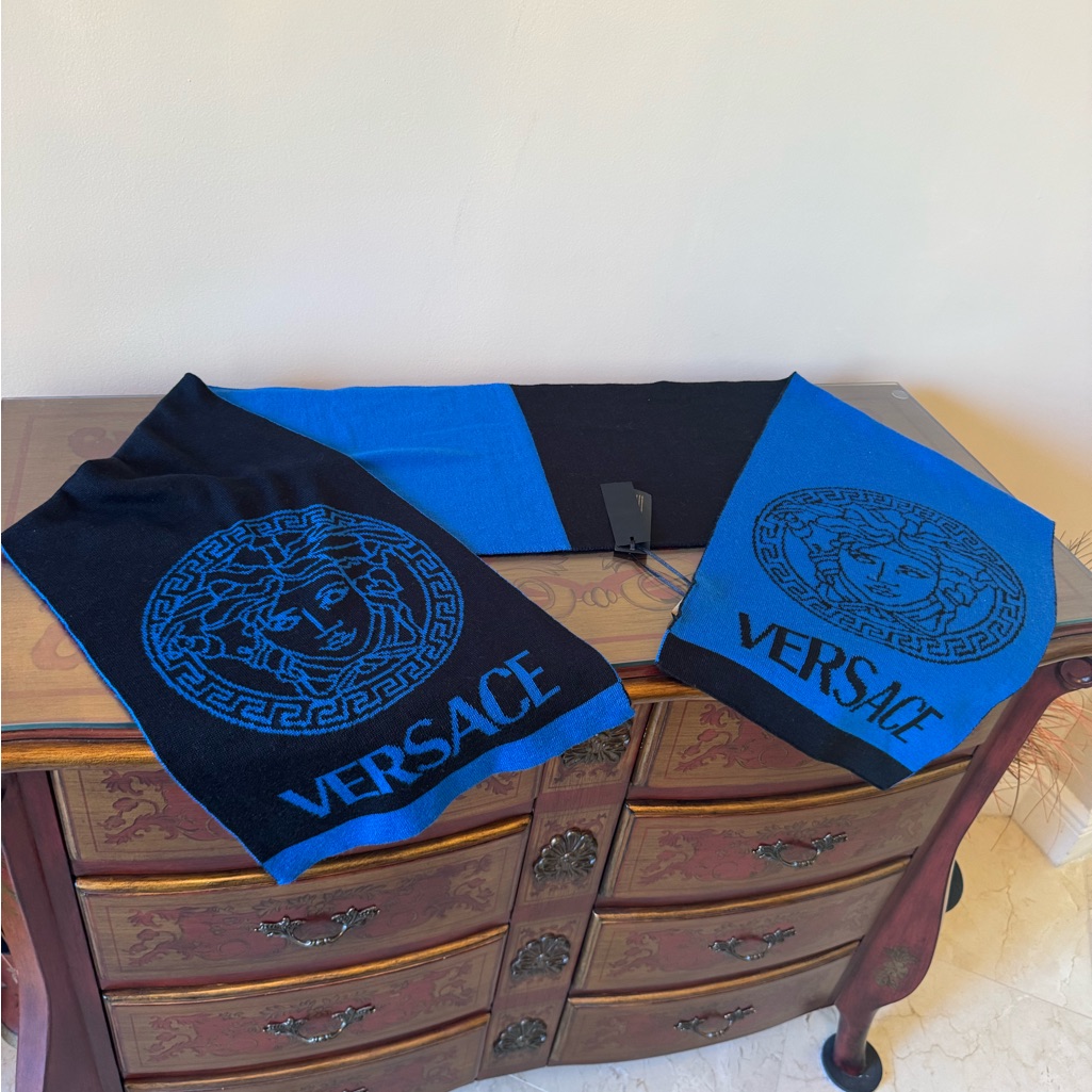 Price Drop: Vintage, New With Tags, Versace Bold Blue/Black 100% Wool Scarf